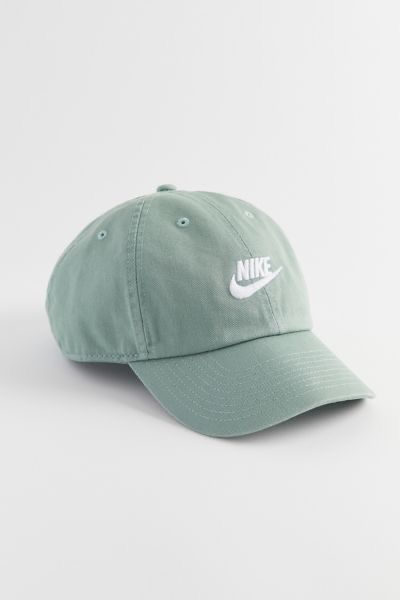 Baseball Pins, Sporty Cap, Embroidery Business, Baseball Cap Outfit, Nike Cap, Cap Outfit, Going Shopping, Nike Hat, Swag Girl Style