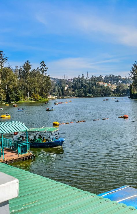 Ooty Trip Aesthetic, Saputara Hill Station, Ooty Trip, Screen Wallpaper Iphone, Bangalore City, Eid Mubarak Images, Lake Garden, Famous Food, Lock Screen Wallpaper Iphone