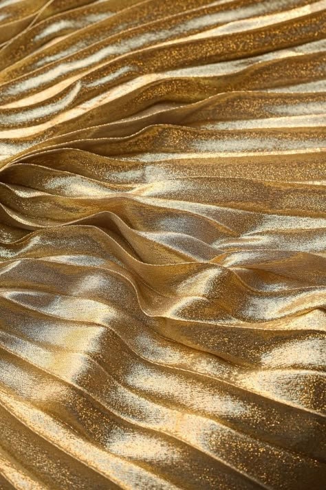 Gold Asthetics Wallpaper, Soft Gold Aesthetic, Gold Inspo, Gold Inspiration, Gold Chic, Midas Touch, Mood Images, Golden Background, Angel Aesthetic