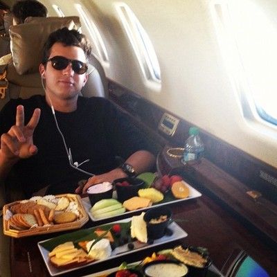 Hungry? by coltonmckerman #flyprivate Private Helicopter, Jet Privé, Men Skin Care Routine, Rich Kids Of Instagram, Famous Kids, Rich Boy, Luxury Lifestyle Fashion, Super Rich Kids, Rich Lifestyle