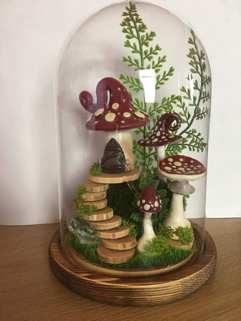 Globe Ideas Diy, Fairy Globe, Lantern Terrarium, Mini Cloche, Crystal Terrarium, Cloche Ideas, Cloche Decor, Fairy Garden Birthday Party, Fairy House Crafts