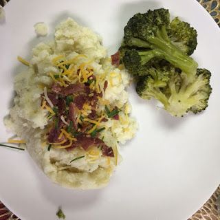 Homemade Mashed Potatoes Easy, Loaded Mashed Potatoes Recipe, Chilis Copycat Recipes, Gluten Free Lasagna Recipe, Skillet Pork Chop Recipes, Potato Bacon Soup, Bbq Chicken Breast, Homemade Mashed Potatoes, Loaded Mashed Potatoes