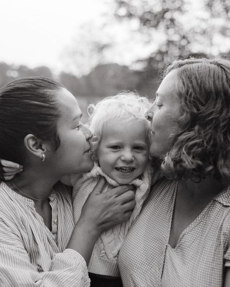 At home moments on film My favorite location for family photography is your home. It’s where you are most yourselves. It’s where you spend your mornings, and gather for dinner at night. It’s where you all snuggle on the couch or crawl into bed. My favorite photographs of my own childhood are the ones where we are living our everyday lives at home. The home is the backdrop to the family story. And all you need is a window or door to let in natural light. That’s simply it. The magic of the ... Documentary Family Photography Home, Family Films, Family Stories, Film Photography, Natural Light, Family Photography, Documentaries, In This Moment, Film