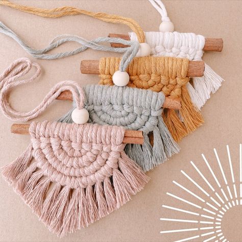 Macrame Packaging Ideas, Baby Macrame Ideas, Car Macrame, Macrame Half Moon, Bookmark Macrame, Macrame Business, Macrame Unique, Macrame Car Charm, Macrame Bookmark