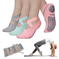 Pilates Shoes, Hospital Socks, Barre Ballet, Grippy Socks, Barre Socks, Ballet Socks, Pure Barre, Pilates Barre, Non Slip Socks