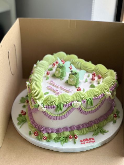 Fairy cake 
Vintage cake 
Frog cake Frog Heart Cake, Fairy Vintage Cake, Green Frog Cake, Frog Mushroom Cake, Frog Cakes Birthday, Green Fairy Cake, Vintage Fairy Cake, Fairy Core Cake, Cottagecore Birthday Cake