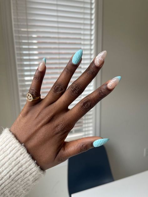 Winter Nails 2023-2024: Dark Skin 16 Ideas December Nails Blue, Winter Inspired Nails, Nails With Snowflake Design, Cute December Nails, Winter Acrylics, Jamaica Culture, Nails December, Acrylics Nails, Intricate Snowflake