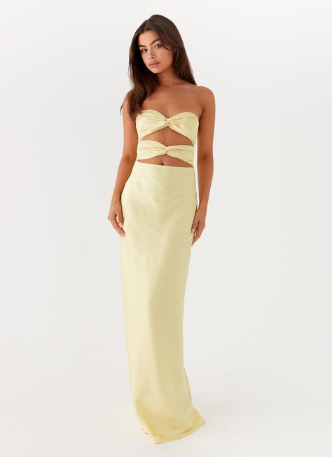 Tianna Strapless Maxi Dress - Yellow Double Twist, Yellow Maxi, Strapless Neckline, Strapless Maxi, Beige Dresses, Strapless Maxi Dress, Strapless Tops, Style Maxi Dress, Satin Material