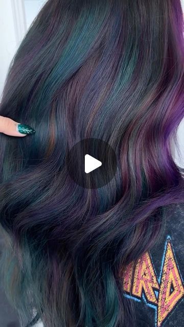 PRAVANA on Instagram: "✨ SO DREAMY ☁️  in loooovvveee with this oil slick look by @badgalhairaz ❤️   ✨ LINK IN BIO 🔗 for full PRAVANA VIVIDS formula breakdown ✨  #pravana #pravanavivids #fallhair #mutedrainbow #fallhairinspo #mutedrainbowinspo #colorblend" Oil Slick Hair Color, Oil Slick Hair, Slick Hair, Pravana Vivids, Muted Rainbow, Slick Hairstyles, Oil Slick, Color Blending, Fall Hair