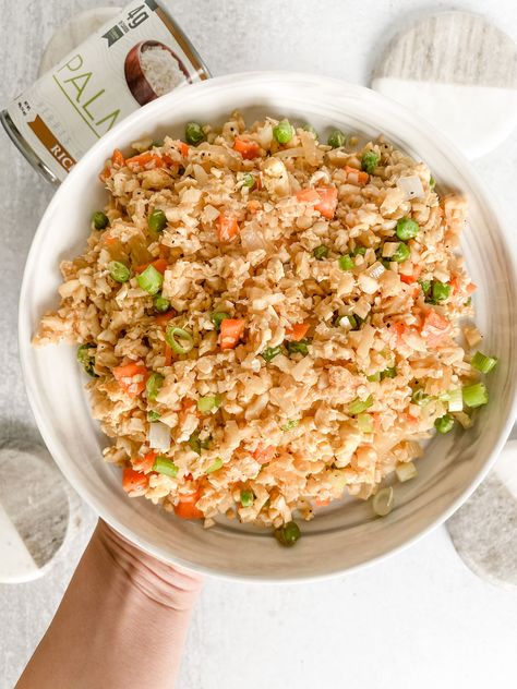 Palmini-Fried-Rice Palmini Rice, 500 Calorie Meals, Hearts Of Palm, Plant Based Diet Recipes, Lean And Green Meals, Roasted Chicken Breast, Diced Carrots, Macro Meals, Skinny Taste Recipes