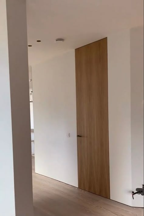 Japandi Door, Oak Interior Doors, Flooring For Stairs, Doors Interior Modern, Wooden Room, Japandi Interior, Door Design Modern, Indoor Doors, Oak Doors