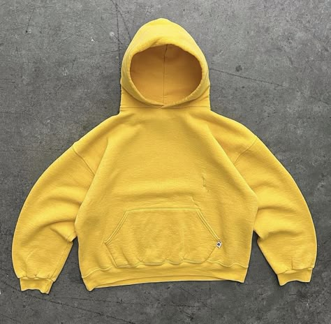 Hoodie Concept Art, Yellow Hoodie Outfit, Yellow Sweatshirt Outfit, Enby Style, Blue Knit Sweater, Future Clothes, Yellow Hoodie, Mens Outfit Inspiration, Future Wardrobe