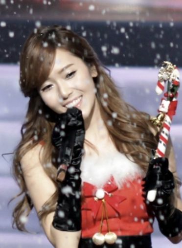 jessica jung christmas icon Snsd Christmas Icons, Snsd Christmas, Korean Culture, Girls' Generation, Jessica Jung, Christmas Icons, 1 Girl, Girls Generation, Kpop Girl Groups