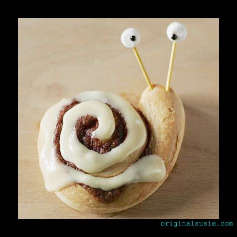 Cinnamon Snails, Cinn Rolls, Bug Party, Birthday Breakfast, Cinnamon Bun, Funny Food, Shower Food, Boy Baby Shower, Cinnamon Buns