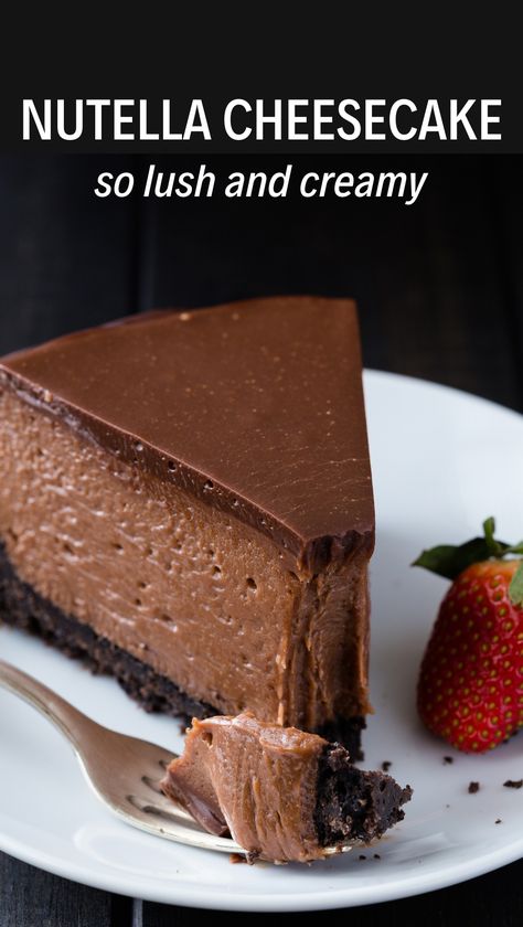 Nutella Cheesecake Recipes, Gourmet Bakery, Nutella Cheesecake, Chocolate Cheesecake Recipes, Baked Cheesecake Recipe, Torte Cupcake, Cheesecake Cake, Nutella Recipes, Chocolate Cheesecake