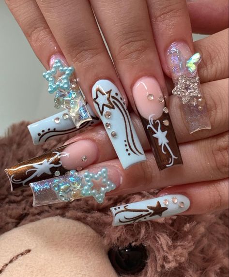 #nails #nailart #style #stars Nail Art Creative, Creative Nail Art, Punk Nails, Grunge Nails, Dope Nail Designs, Bling Acrylic Nails, Kawaii Nails, Gem Nails, Pink Nail