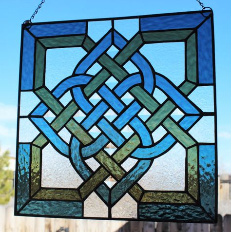 Celtic Stained Glass Patterns, Stained Glass Square, Celtic Stained Glass, Glass Painting Patterns, Stained Glass Quilt, Stained Glass Window Panel, Stained Glass Flowers, Stained Glass Diy, Stained Glass Crafts