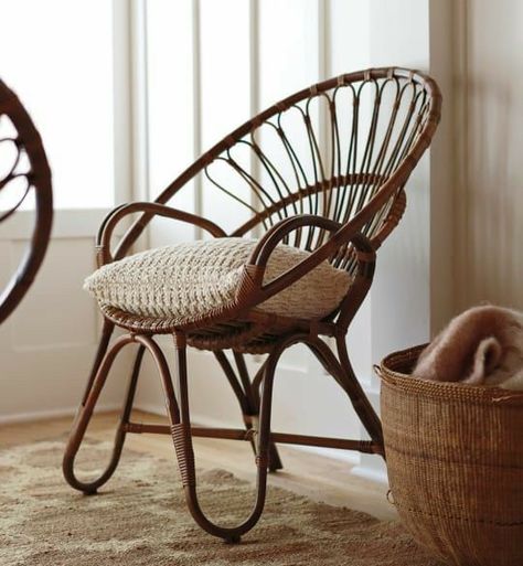 Clear Dining Chairs, Wayfair Living Room Chairs, Wrought Iron Patio Chairs, Wicker Bedroom, Wicker Headboard, Cheap Chairs, Wicker Shelf, Wicker Decor, Wicker Chairs