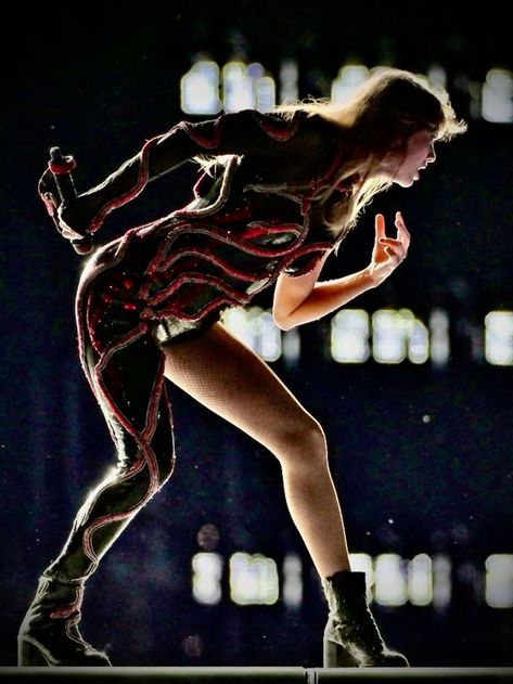 Snake Bodysuit, Tied Dress, Reputation Era, Photos Of Taylor Swift, Taylor Swift Posters, Taylor Swift Eras Tour, Red Bodysuit, Taylor Swift Eras, Taylor Swift Outfits