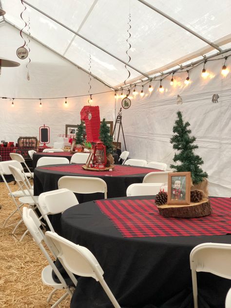 Lumberjack Party Centerpiece, Buffalo Plaid Party Ideas, Lumberjack Second Birthday, Channel The Flannel Party, Lumberjack Christmas Party, Flannel Baby Shower Ideas, Flannel Themed Party, Lumber Jack Baby Shower Theme, Flannel Themed Christmas Party