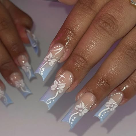 Acrylic Nails Light Blue, Wedding Nail Art Designs, Luxury White Wedding, Baby Blue Acrylic Nails, Blue Wedding Nails, Blue Prom Nails, Quince Nails, Wedding Nail Art, Blue And Silver Nails