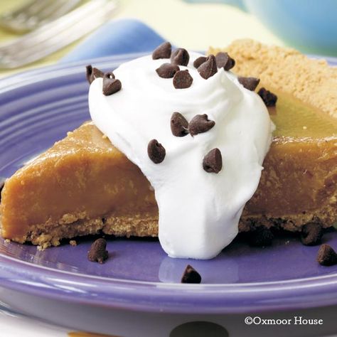 Gooseberry Patch Recipes: Unbelievable Caramel Pie from Quick & Easy Family Favorites Caramel Pie Recipe, Gooseberry Patch Recipes, Gooseberry Pie, Popular Pies, Caramel Pie, Gooseberry Patch, Easy Pie Recipes, Pecan Pie Recipe, Easy Pie