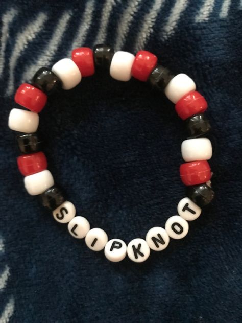 Slipknot Kandi, Kandi Inspo, Pony Bead Bracelets, Kandi Kid, Bracelet Inspo, Kandi Bracelets, Music Jewelry, Wrist Wear, Band Stuff