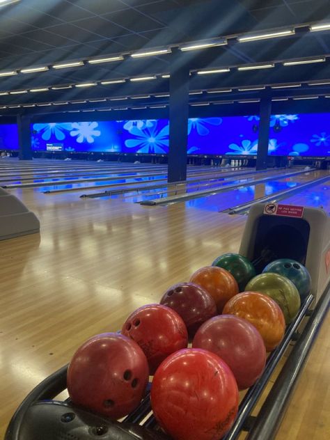 cr: Empr-ss Birthday Party Bowling, Hanging Out With Friends Ideas, Two Wrongs Make A Right, Night Bowling, Bowling Aesthetic, Today Tonight Tomorrow, Chloe Liese, List Of Hobbies, Alphabet Dating