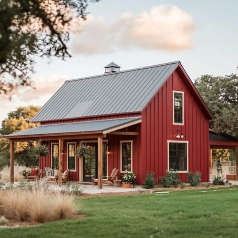 Red House With Black Windows, Barndominium Exterior Design, Red Barndominium Ideas, Red Barndominium Exterior, Red Farmhouse Exterior, Barn Style House Exterior, Small Barndominium Ideas Exterior, Red Barndominium, Barnhouse Homes