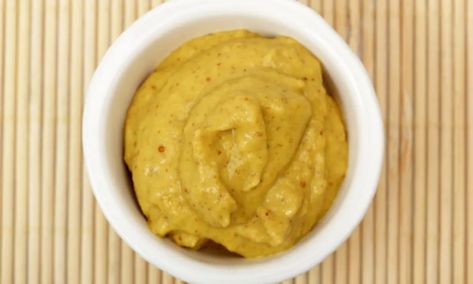 Spicy Brown Mustard Substitute - BlogChef Spicy Brown Mustard Recipe, Brown Mustard Recipe, Black Mustard Seeds, Yellow Mustard Seeds, Mustard Recipe, Spicy Mustard, Salsa Sauce, Spicy Brown Mustard, Prepared Horseradish