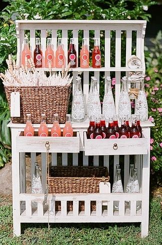 82 Cute Drink Stations That Are Ready To Party Drink Display Wedding, Beverage Stations, Beverage Station Party, Bar Wedding Reception, Drink Stations, Wedding Drink Station, Purple Drinks, Drink Display, Reception Bar