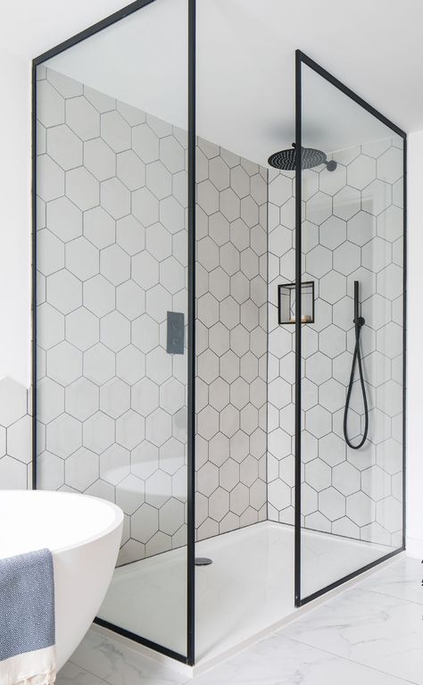 White Shower Tile, Hexagon Tile Bathroom, White Porcelain Tile, Bilik Air, Master Shower, Bathroom Redesign, Bathroom Shower Tile, Bathroom Remodel Designs, Bathroom Remodel Shower