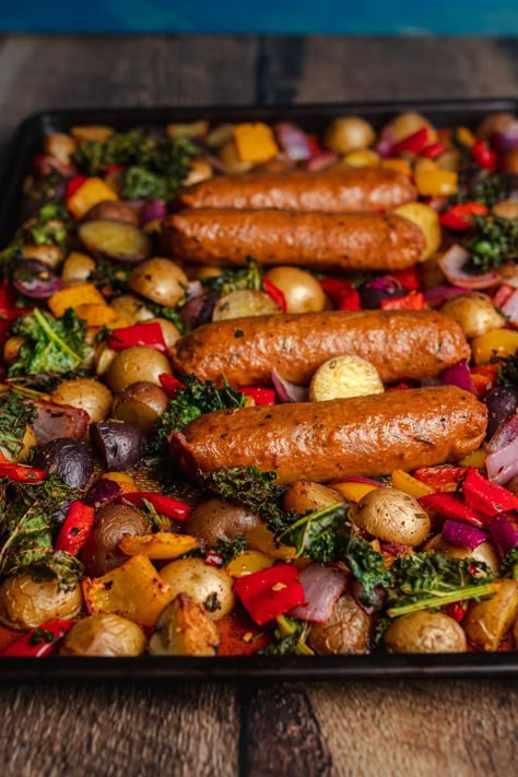 Our Vegan Sausage Sheet Pan Dinner is quick, easy, and packed with delicious flavours. This simple vegan weeknight recipe features vegan Italian sausage, tender potato, and fresh veggies! Beyond Meat Recipes, Sausage Dinner Ideas, Sausage Sheet Pan Dinner, Vegan Sausage Recipe, Sausage Sheet Pan, Sausage Recipes For Dinner, Sausage Dinner, Veggie Sausage, Hearty Comfort Food