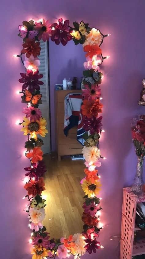 30+ Awesome Teenage Girl Bedroom Decorating Ideas - HubPages How To Decorate A Full Length Mirror, Long Wall Mirror Decorating Ideas, Decorated Mirror Diy, Full Length Mirror Diy, Flower Mirror Diy, Full Length Mirror Decor Ideas, Mirror Design Ideas, Wall Mirror Ideas, Modern Mirror Design