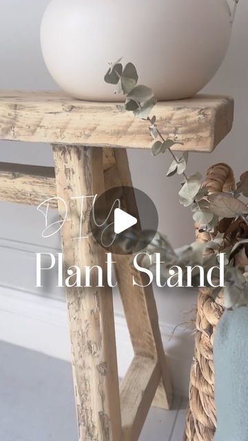 Vintage Me Co | DIY Tips & Furniture Flips on Instagram: "BEGINNERS GUIDE TO MAKING A BENCH…   This bench/plant stand is super easy and affordable to make. It is the perfect project for beginners and takes just a few hours. All you need is a saw, glue, and some screws. 🔨   Comment “Rustic” for my full guide including cut sizes.   #diy #plantstand  #homemade  #furnitureflip  #woodworker  #girlpower" Diy Rustic Plant Stand, Diy Vintage Bench, Diy Plant Bench, Diy Plant Table, Bench For Plants, Diy Plant Stand Outdoor, Homemade Rustic Decor, Diy Plant Stand Indoor, Plant Stands Diy