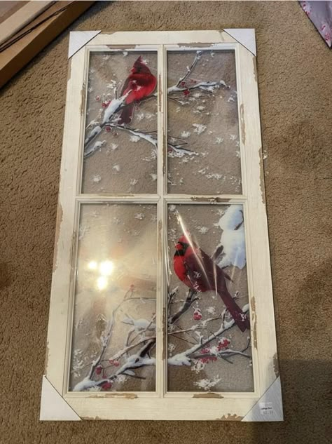 Paintings On Old Windows, Old Window Painting Ideas Christmas, Painting On Old Windows, Old Window Frame Ideas, Window Pane Ideas, Window Pane Crafts, Painted Window Panes, Old Windows Painted, Old Window Art