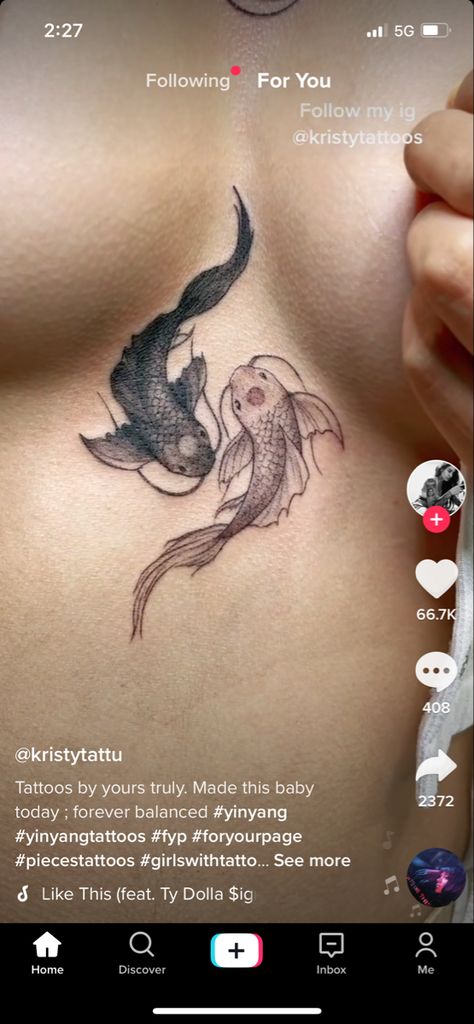 Pez Koi Tattoo, Sternum Tattoo Ideas, Coy Fish Tattoos, Stomach Tattoos Women, Rib Tattoos For Women, Small Girly Tattoos, Pisces Tattoos, Spine Tattoos For Women, Tattoos For Black Skin