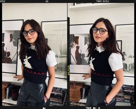 The Serpent Jenna Coleman Outfits, Jenna Coleman Serpent, Jenna Coleman Haircut, Charles Sobhraj, 70s Beauty, Medical Physics, Soft Gamine Kibbe, Jenna Coleman Style, Carrie Soto Is Back