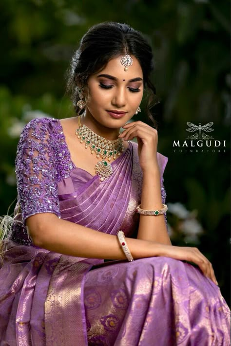 Purple Color Pattu Saree, Lavender Half Saree Pattu, Lavender Saree Jewellery Ideas, Lavender Pattu Saree Contrast Blouse, Lavender Bridal Saree, Lilac Sarees, Seemantham Photoshoot, Lavender Kanchipuram Saree, Purple Bridal Saree