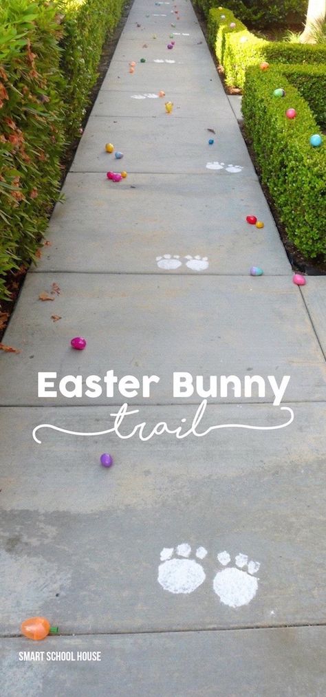 Easter Bunny Tracks, Easter Bunny Footprints, Funny Easter Eggs, Easter Egg Hunt Ideas, Easter Egg Hunt Party, Egg Hunt Ideas, Egg Hunt Party, Creative Easter Eggs, Colored Eggs