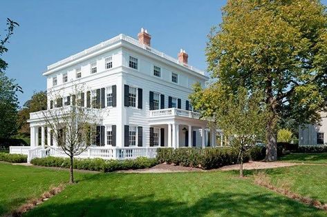 Long Island Wedding Venues, Hampton Wedding, Connecticut Wedding Venues, Hamptons New York, Hamptons Wedding, Rose House, Stunning Wedding Venues, Elegant Wedding Venues, Long Island Wedding