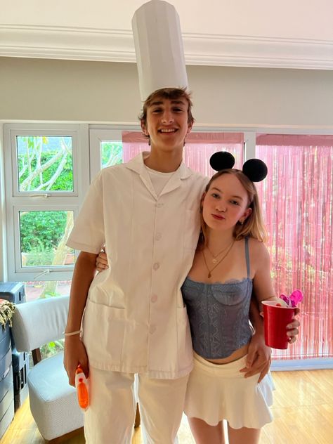 Rent And Linguini Costume, Rattatouie Couple Costume, Ratatouille And Linguini Costume, Chef And Ratatouille Costume, Remi And Linguini Costume, Ratatouille Couple Costume, Ratatouille Party, Ratatouille Costume, Lucy Core