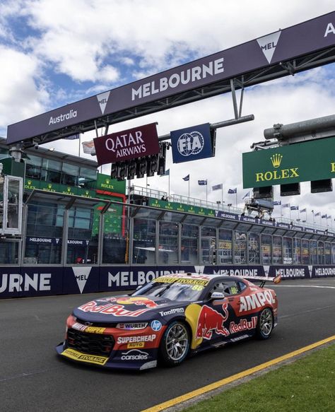 Australian V8 Supercars, Bathurst 1000, V8 Supercars Australia, V8 Supercars, Touring Car Racing, Albert Park, Car Racing, Frame Tv, Car Cleaning