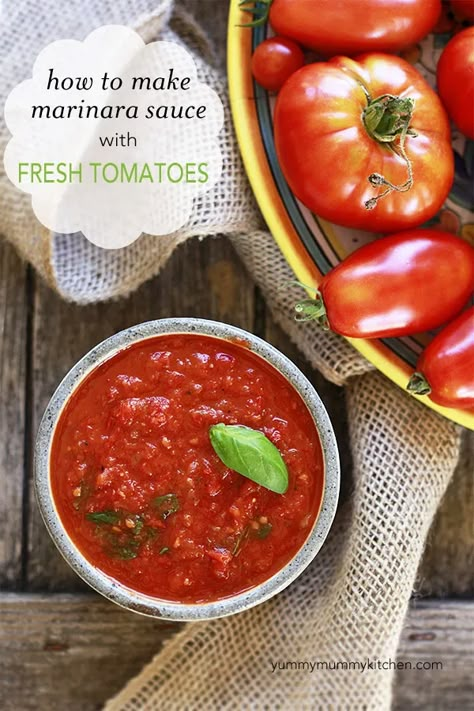 marinara sauce with fresh tomatoes Marinara Sauce With Fresh Tomatoes, Fresh Tomato Marinara Sauce, Sauce With Fresh Tomatoes, Easy Marinara Sauce, Marinara Sauce Recipe, Fresh Tomato Recipes, Fresh Tomato Sauce, Sauce Hollandaise, Homemade Marinara