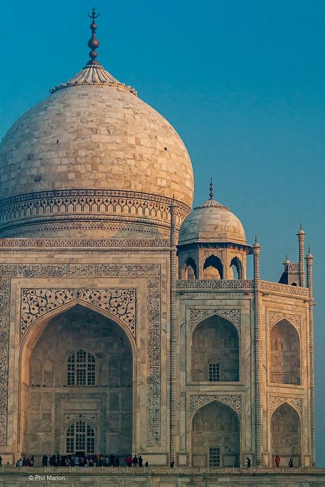 Delhi Architecture, Tac Mahal, Haji Ali, India Taj Mahal, Apple Watch Custom Faces, Taj Mahal India, Mughal Architecture, Mosque Art, Dream Landscape