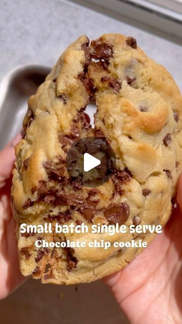 Chahinez tabet aoul on Instagram: "Craving a chocolate chip cookie but don’t want to make a whole batch?
Try this single serve giant chocolate chip cookie recipe!
comment COOKIE and I’ll send it to you rn 🫶🏼" Giant Cookie Recipe, Giant Chocolate Chip Cookie, Giant Chocolate, Chocolate Chip Cookie Recipe, Chip Cookie Recipe, Chocolate Chip Cookie, Single Serve, Send It, Cookies Recipes Chocolate Chip