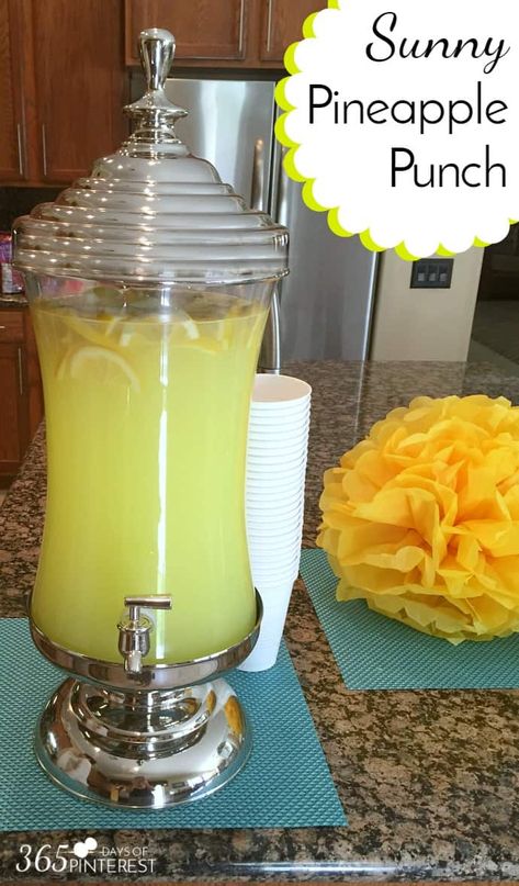 Non Alcoholic Fruit Punch, Alcoholic Fruit Punch, Yellow Punch, Wedding Punch, Baby Shower Simple, Pretty Punch, Baby Shower Punch, Blue Punch, Neutral Shower