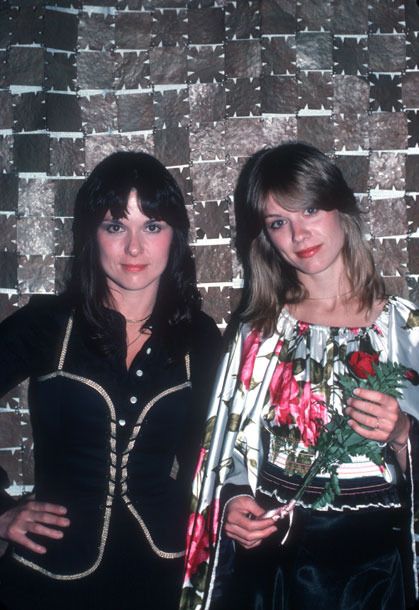 Ann And Nancy Wilson, Nancy Wilson Heart, Wilson Sisters, Ann Wilson, Nancy Wilson, Rocker Chick, Heart Band, Women Of Rock, Sisters By Heart