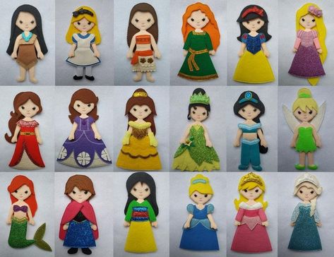 Princesses Outfits, Small Soft Toys, Felt Keyring, Felt Toys Diy, Fabric Doll House, Quiet Toys, Quiet Play, Felt Animal Patterns, Christmas Paintings On Canvas