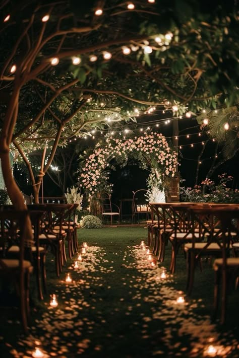 Wedding With Lights Outdoor, Garden Wedding Set Up, Wedding Inspo Romantic Garden, Midnight Garden Wedding, Wedding Ideas Garden Theme, Fantasy Wedding Venue Ideas, Wedding At Night Outdoor, Romantic Small Wedding, Venues For Weddings Outdoor